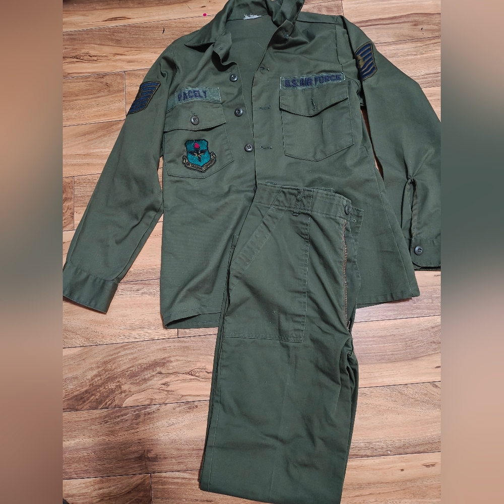 Green Military Uniform Set